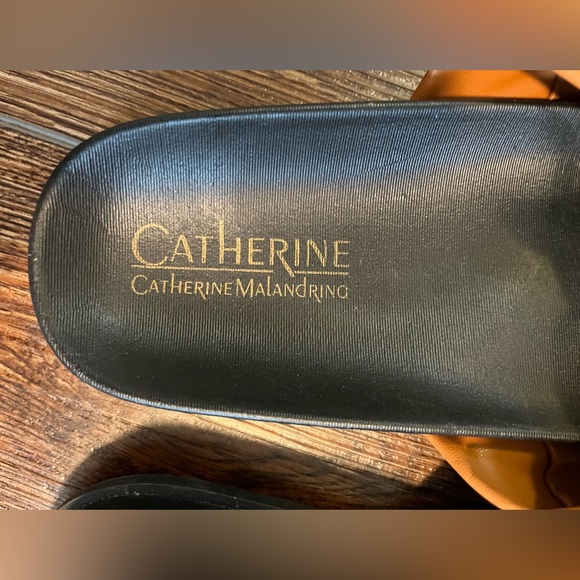NWT (no box) Catherine Malandrino slides. Size 8. - Picture 2 of 5